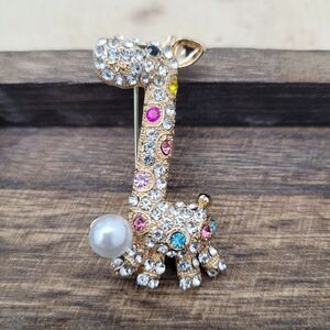Brand New Gold Tone Cute Giraffe Rhinestone Pearl Brooch Pin